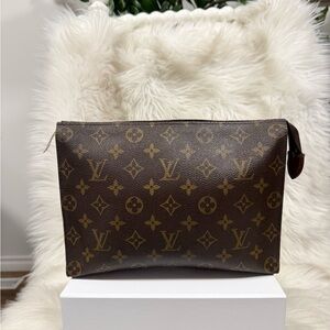 Authentic Louis Vuitton Brown Monogram Toiletry Bag